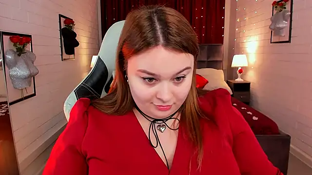 Snapshot of KimberlyMaran chatting on February 14, 4:31 pm KimberlyMaran online show from February 14, 4:31 pm