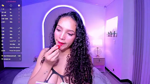 anahi curlie1 online show from December 22, 7:44 am