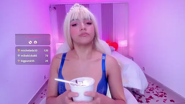 anahi curlie1 online show from February 15, 8:00 am