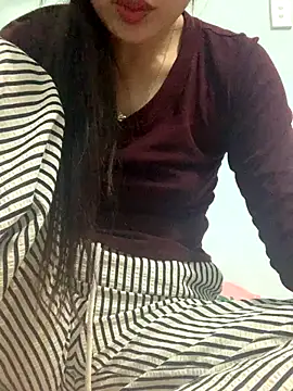 Snapshot of Hoanami chatting on November 21, 4:16 pm Hoanami online show from November 21, 4:16 pm