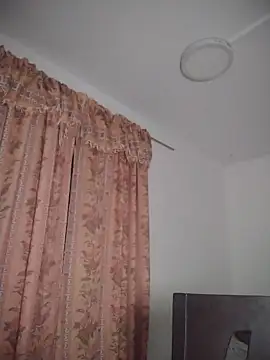 Snapshot of JuanaSimons chatting on December 3, 2:08 am JuanaSimons online show from December 3, 2:08 am