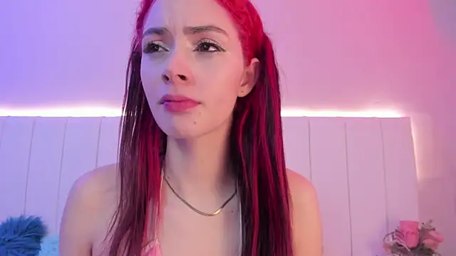 Snapshot of CAMILLEN_PETTID chatting on November 1, 10:56 pm CAMILLEN PETTID online show from November 1, 10:56 pm