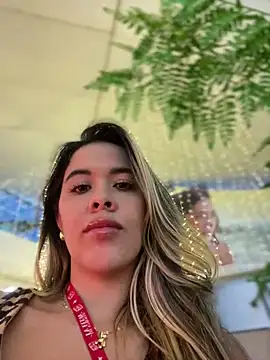 Emilia Bakerr online show from December 17, 10:54 pm