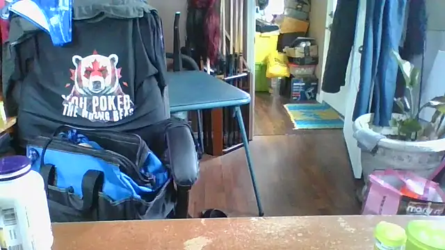 Daremeknot online show from April 19, 6:10 pm