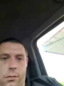 Dut421xh online show from October 26, 8:04 pm