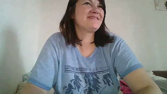 Snapshot of Lucinka1 chatting on March 6, 2:29 pm Lucinka1 online show from March 6, 2:29 pm