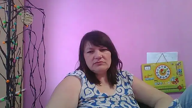 Snapshot of Lucinka1 chatting on March 18, 3:42 pm Lucinka1 online show from March 18, 3:42 pm