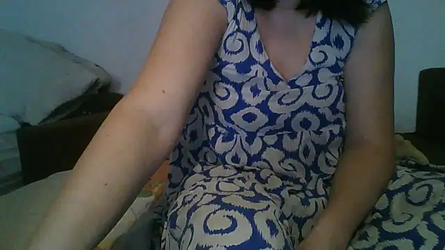 Snapshot of Lucinka1 chatting on March 19, 5:17 pm Lucinka1 online show from March 19, 5:17 pm