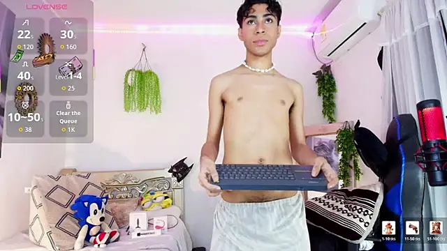 huge armound online show from March 26, 10:15 pm