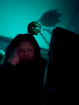 sweetkitty111 online show from October 27, 6:50 am