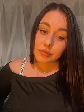 DaisyStreet online show from February 17, 8:15 pm