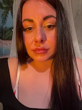 DaisyStreet online show from March 28, 8:30 pm