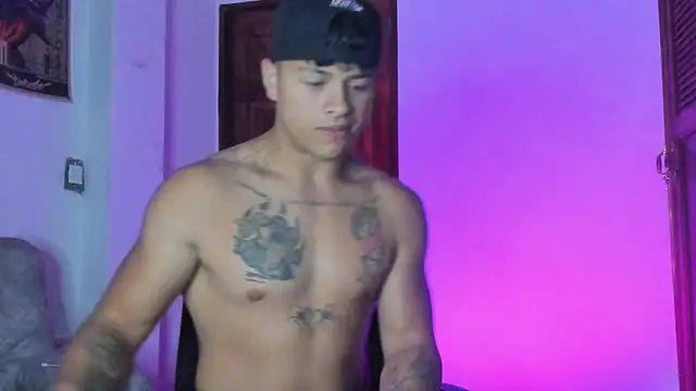 Dominic Biker   online show from April 6, 4:21 am