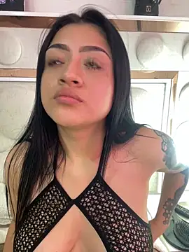 lucianaroy online show from January 18, 2:14 am