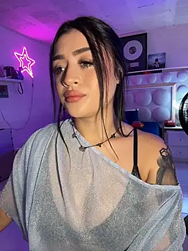 lucianaroy online show from May 24, 4:45 pm