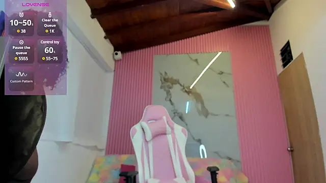 Snapshot of lia_16 chatting on January 30, 1:11 am lia 16 online show from January 30, 1:11 am