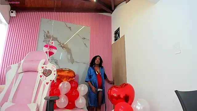 Snapshot of lia_16 chatting on February 14, 6:40 pm lia 16 online show from February 14, 6:40 pm