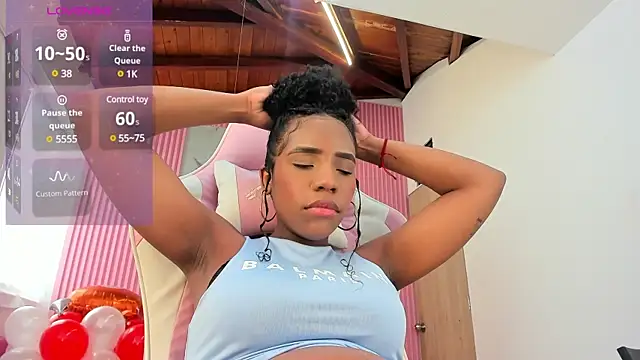 Snapshot of lia_16 chatting on February 15, 9:37 pm lia 16 online show from February 15, 9:37 pm