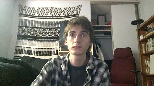 spicylaboi online show from February 25, 5:44 pm