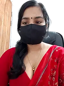 Snapshot of Ritusri_Dotta chatting on December 23, 2:24 am Ritusri Dotta online show from December 23, 2:24 am