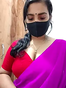 Snapshot of Ritusri_Dotta chatting on December 25, 7:24 pm Ritusri Dotta online show from December 25, 7:24 pm