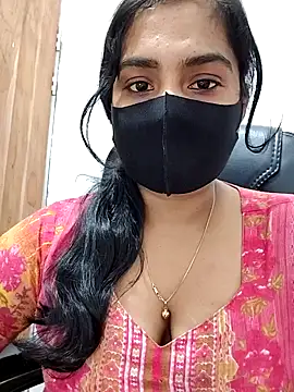 Snapshot of Ritusri_Dotta chatting on January 13, 10:47 am Ritusri Dotta online show from January 13, 10:47 am