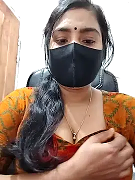 Snapshot of Ritusri_Dotta chatting on February 18, 7:41 pm Ritusri Dotta online show from February 18, 7:41 pm