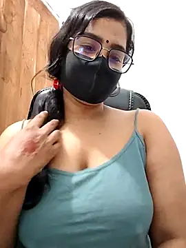 Snapshot of Ritusri_Dotta chatting on March 1, 7:26 pm Ritusri Dotta online show from March 1, 7:26 pm