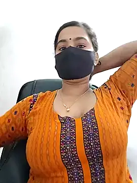 Snapshot of Ritusri_Dotta chatting on October 5, 3:38 am Ritusri Dotta online show from October 5, 3:38 am