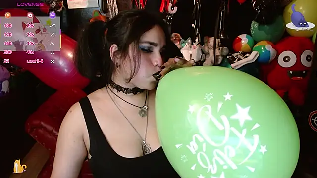 kureiji hentaii online show from January 9, 11:50 pm