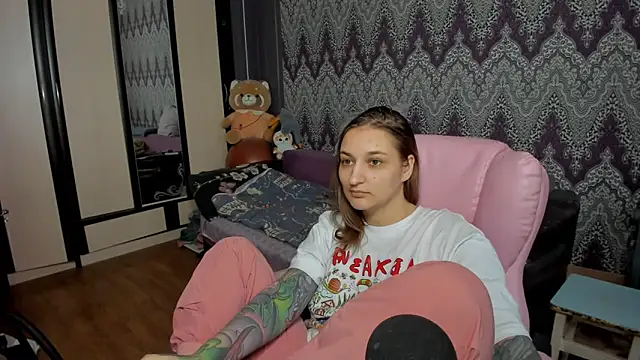 Snapshot of AlexRacc00n chatting on January 29, 11:09 am AlexRacc00n online show from January 29, 11:09 am