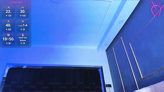 NikkySmiith online show from March 8, 1:17 am