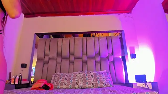 NikkySmiith online show from July 11, 12:19 pm
