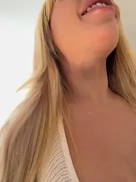 Alison Diaz17 online show from March 19, 6:01 pm