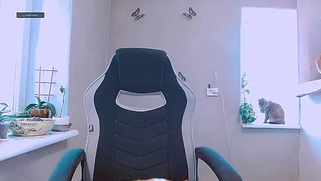 RosaJil online show from February 11, 12:32 pm