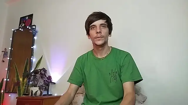 Snapshot of tobix_ chatting on January 26, 3:06 am tobix online show from January 26, 3:06 am