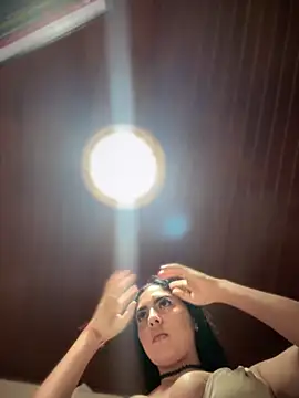 Snapshot of MarianaBenz chatting on October 10, 11:15 pm MarianaBenz online show from October 10, 11:15 pm