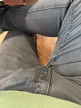 Snapshot of 34__Gabriel34 chatting on December 2, 9:03 am 34 Gabriel34 online show from December 2, 9:03 am