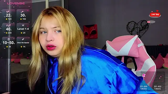 shy blondiee online show from February 6, 10:43 pm