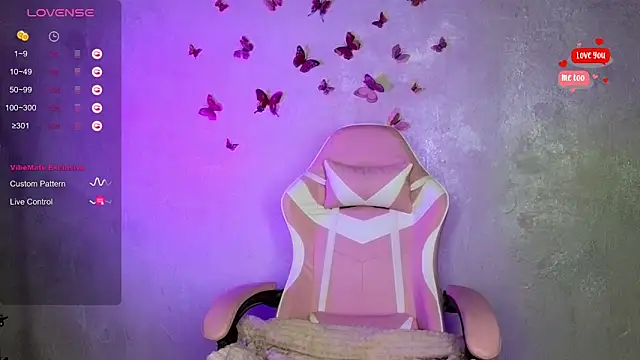 shy blondiee online show from September 13, 4:51 pm