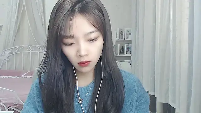 Jenny-Z online show from February 9, 2:04 am