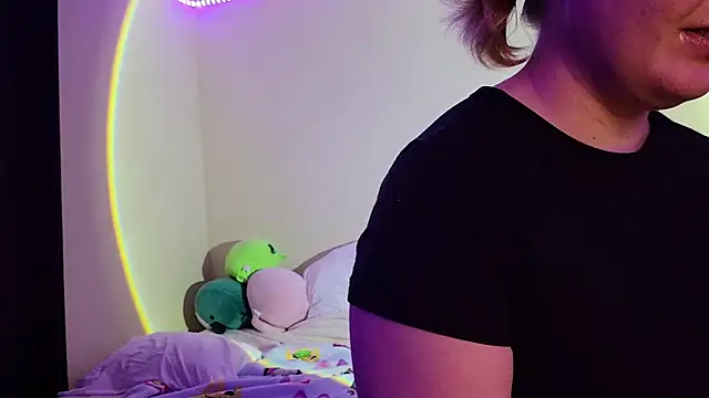 Snapshot of InternetFairy_XO chatting on December 16, 8:48 pm InternetFairy XO online show from December 16, 8:48 pm