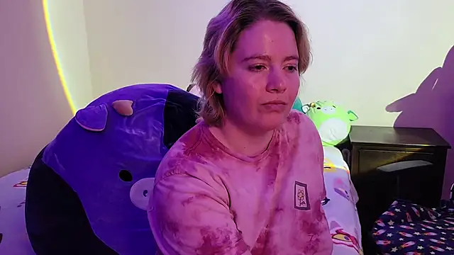 Snapshot of InternetFairy_XO chatting on January 1, 8:35 am InternetFairy XO online show from January 1, 8:35 am