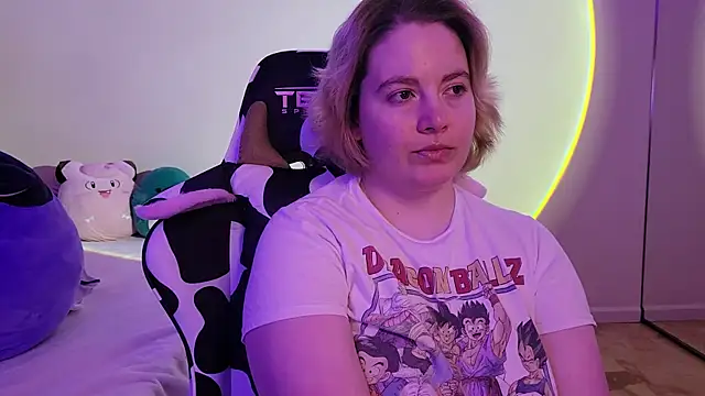 Snapshot of InternetFairy_XO chatting on January 18, 6:13 am InternetFairy XO online show from January 18, 6:13 am