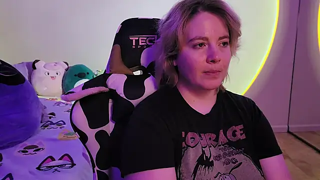 Snapshot of InternetFairy_XO chatting on January 19, 12:06 pm InternetFairy XO online show from January 19, 12:06 pm