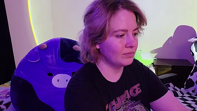 Snapshot of InternetFairy_XO chatting on January 19, 3:10 pm InternetFairy XO online show from January 19, 3:10 pm