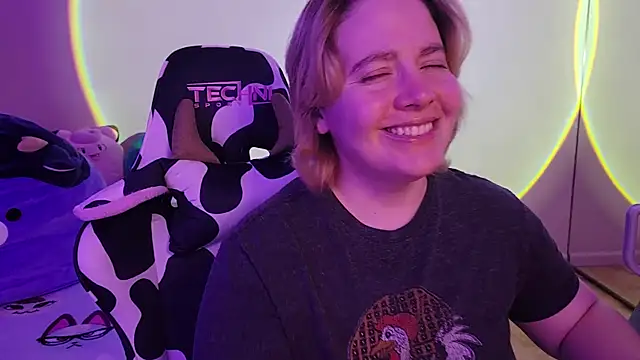 Snapshot of InternetFairy_XO chatting on January 29, 4:26 am InternetFairy XO online show from January 29, 4:26 am