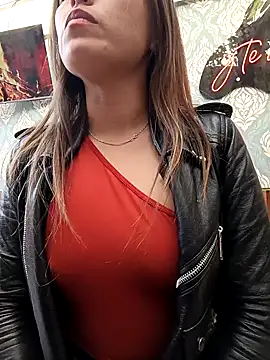 Snapshot of marena_saenz chatting on January 31, 10:21 pm marena saenz online show from January 31, 10:21 pm