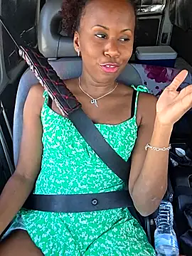 Jeniffer Jarvis online show from October 3, 5:43 pm