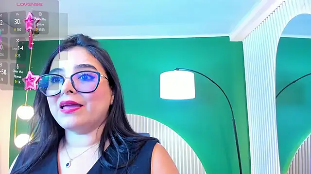 Snapshot of taylor_bennet chatting on April 28, 6:57 pm taylor bennet online show from April 28, 6:57 pm